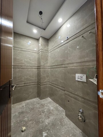 Bathroom in 3 BHK Builder Floor at Sainik Plaza, Sector 49 – for Sale