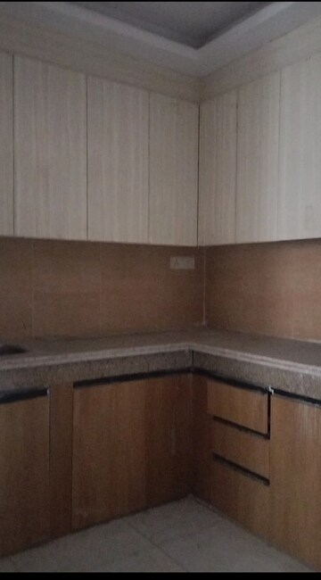 Furnished Amenities in 2 BHK Builder Floor at Ultima 107, Sector 104 – for Sale