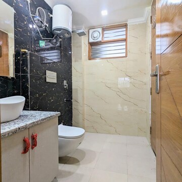 Kitchen in 3 BHK Builder Floor at Vipul World Floors, Sector 48 – for Rent