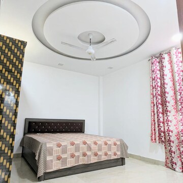 Bathroom in 3 BHK Builder Floor at Vipul World Floors, Sector 48 – for Rent