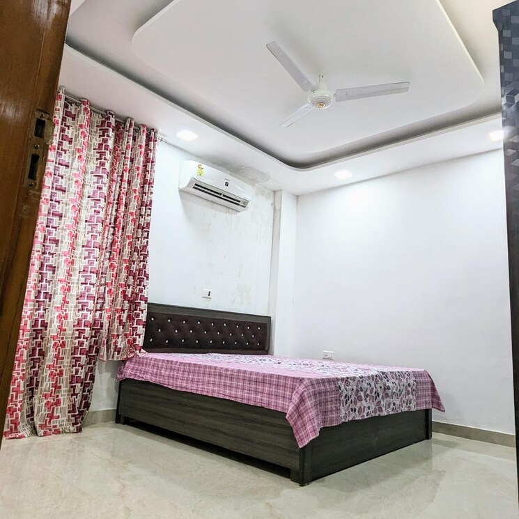 Bedroom, vipul-world-floors 3 Bedroom 240 Sq.Yd. Builder Floor In Sector 48 Gurgaon 9159256