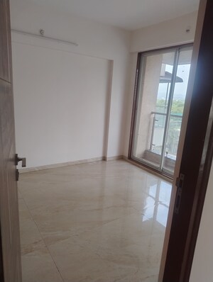 Room in 3 BHK Apartment at SM Vision, Ulwe – for Sale