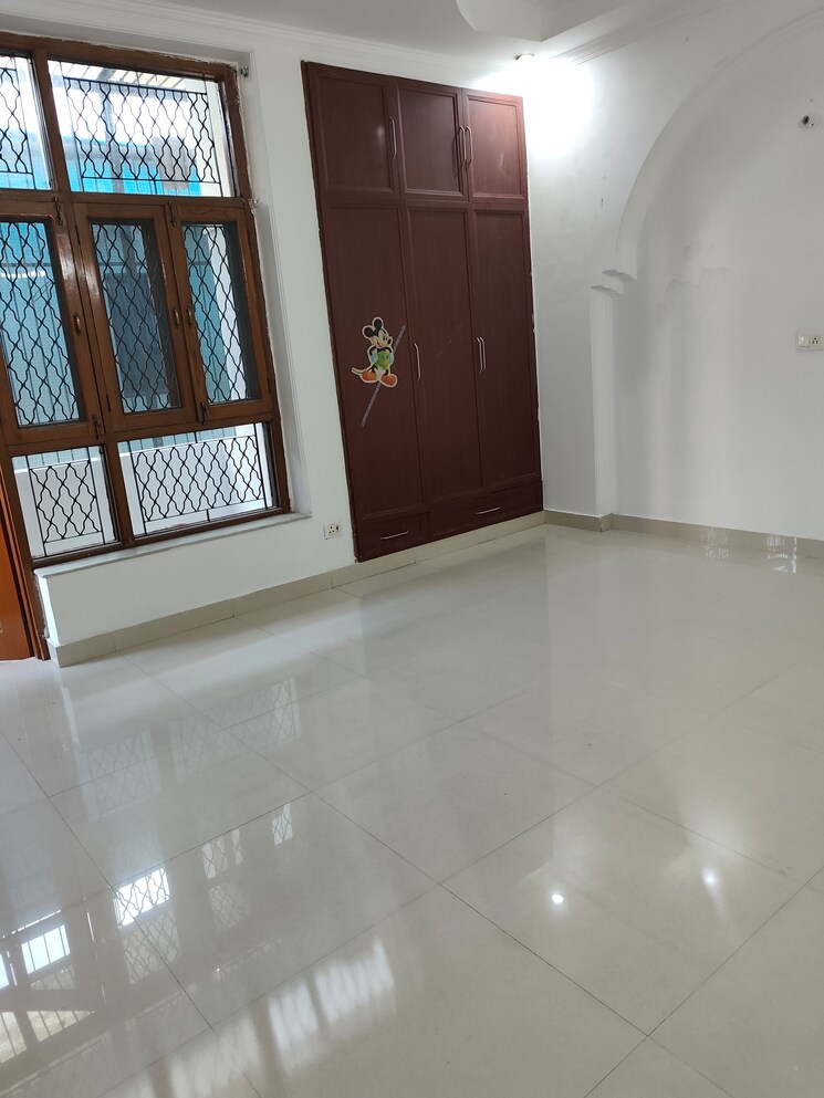 Bedroom, rwa-apartments-sector-50 5 Bedroom 3500 Sq.Ft. Independent House In Sector 50 Noida 9159278