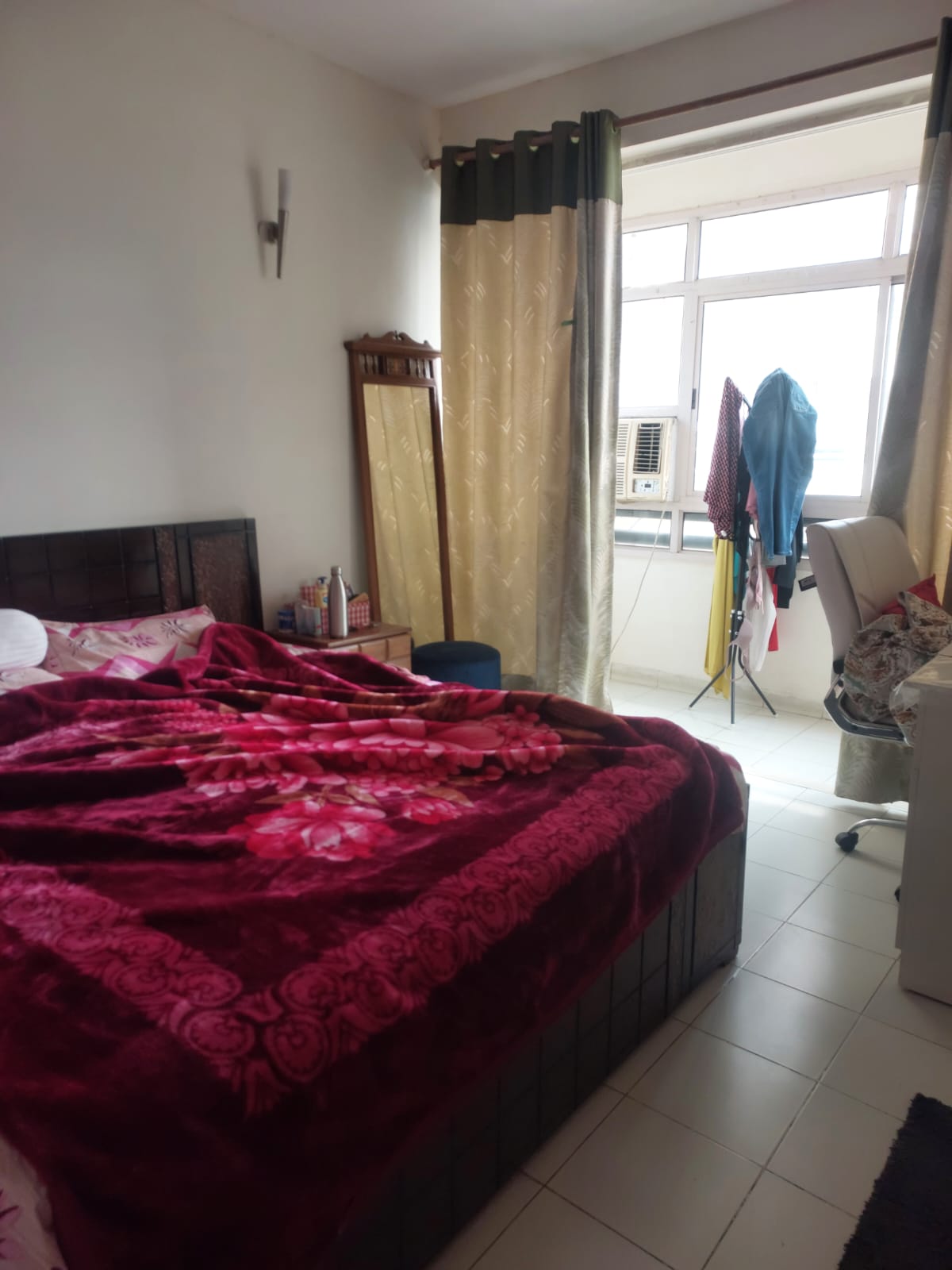 3.5 BHK + Study Room Apartment For Rent in Ansal Sushant Estate