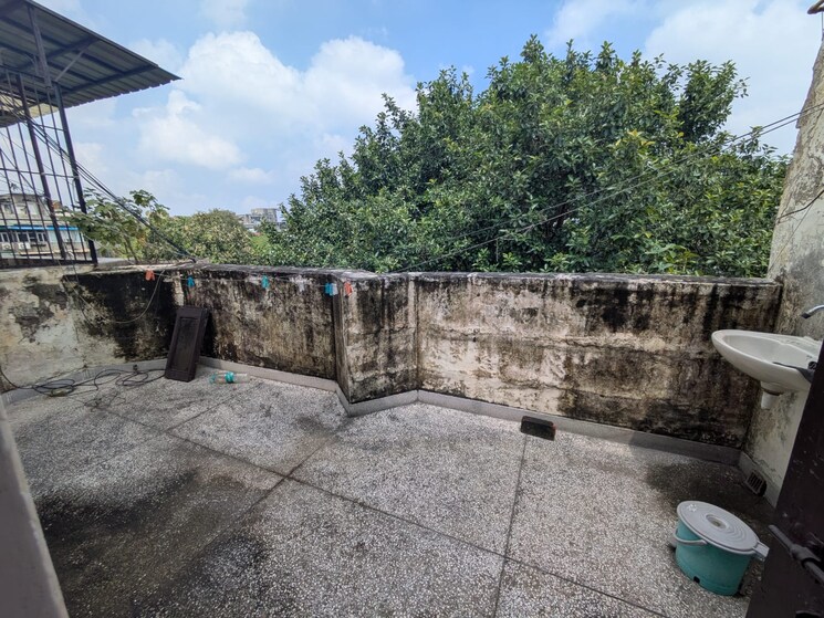 Balcony, ip extension 1.5 Bedroom 900 Sq.Ft. Apartment In Ip Extension Delhi 9159312