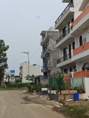  Plot – Exterior View View at Mullanpur - for Sale