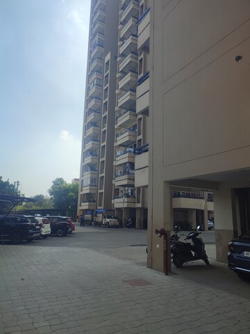 Kitchen in 1 BHK Apartment at Ansal Sushant Estate, Sector 52 – for Rent