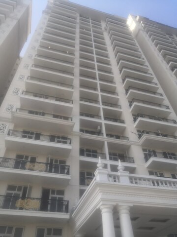 Staircase in 3 BHK Apartment at Omaxe The Palace, Gomti Nagar – for Rent