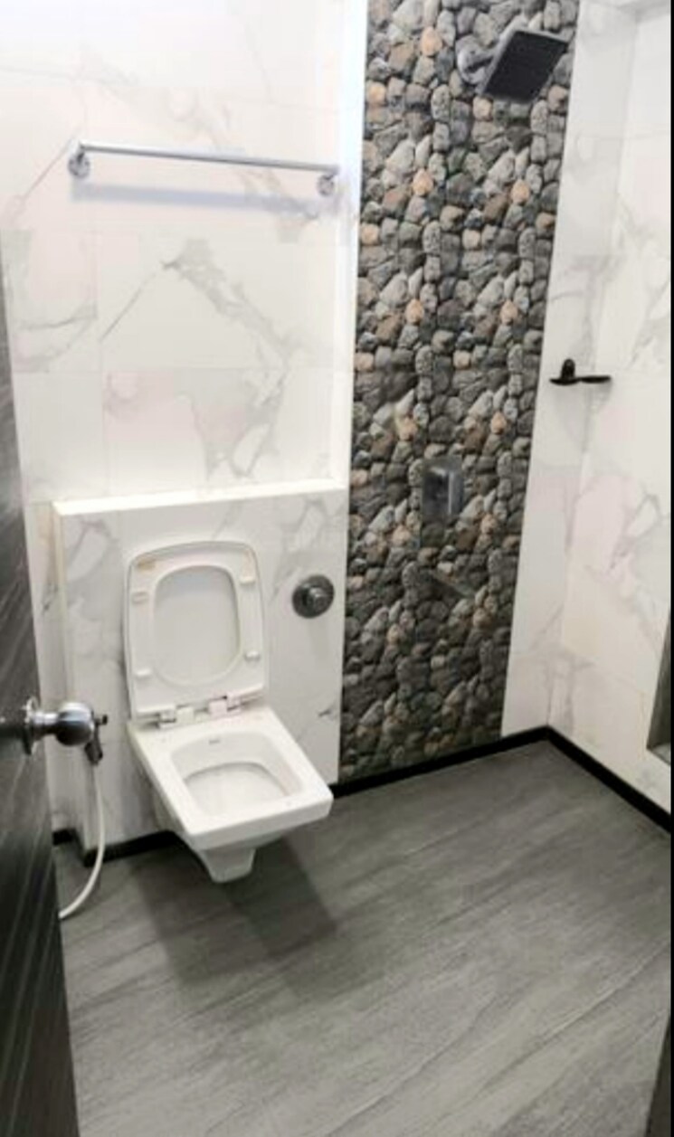 Bathroom, ashar-maple-phase-1 2 Bedroom 637 Sq.Ft. Apartment In Mulund West Mumbai 9159368