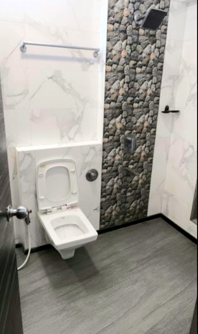 Bathroom, ashar-maple-phase-1 2 Bedroom 637 Sq.Ft. Apartment In Mulund West Mumbai 9159368