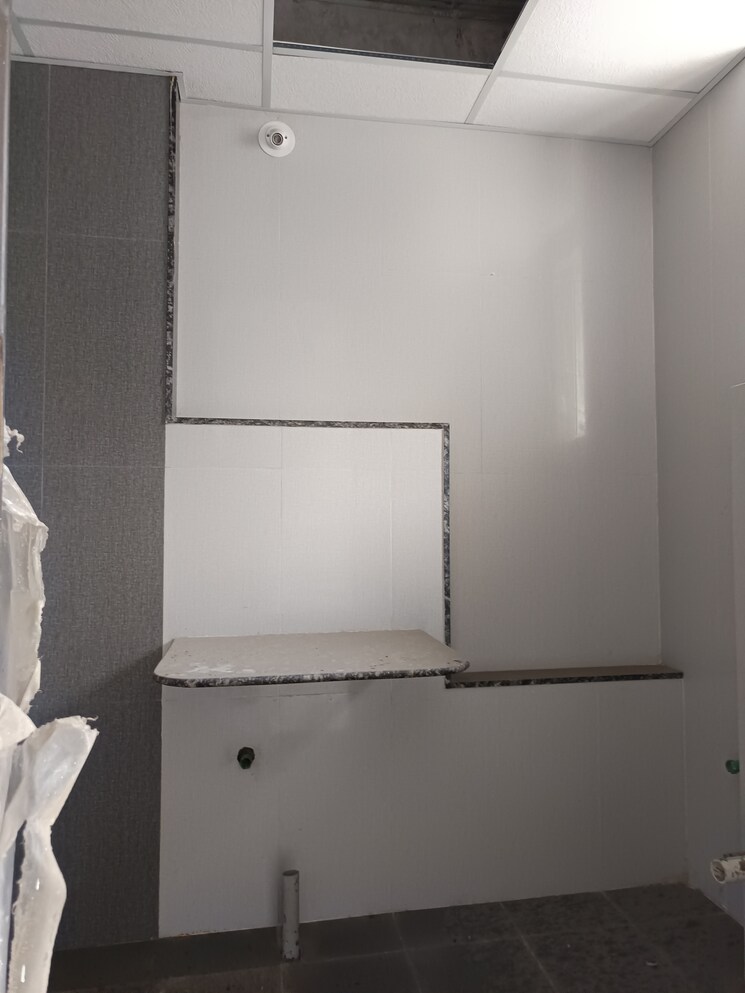 Bathroom, goel-ganga-altus 3 Bedroom 802 Sq.Ft. Apartment In Kharadi Pune 9159402