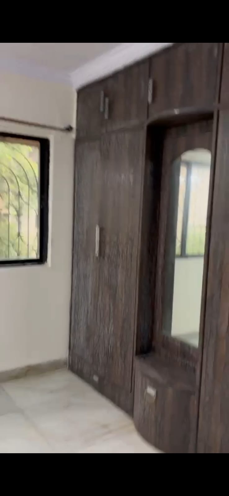 1 BHK + Extra Room Apartment For Rent in Andheri West