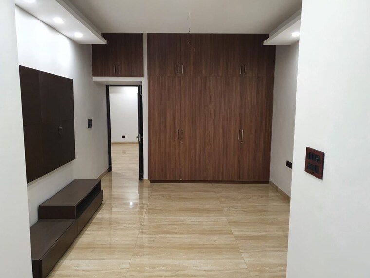 Room, boutique-residential-apartments-a-17-a 5 Bedroom 5000 Sq.Ft. Apartment In New Friends Colony Delhi 9159420