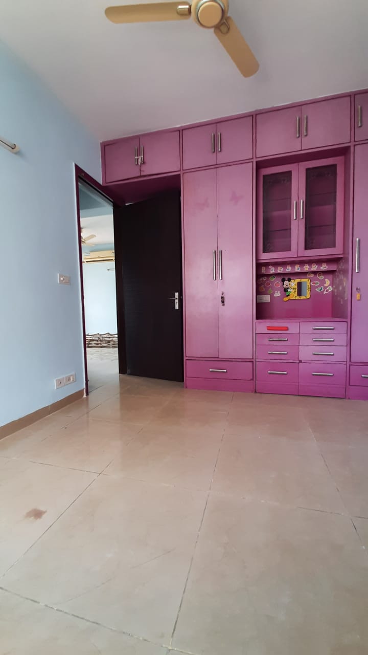 2 BHK Apartment For Rent in Eros Wembley Estate