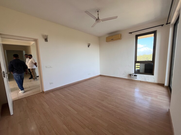 Room, alphacorp-gurgaon-one-22 3.5 Bedroom 2700 Sq.Ft. Apartment In Noble Enclave Gurgaon 9159434