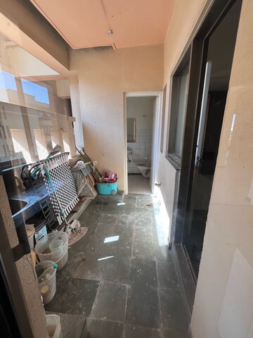 Parking in 3.5 BHK Apartment at Alphacorp Gurgaon One 22, Noble Enclave – for Rent
