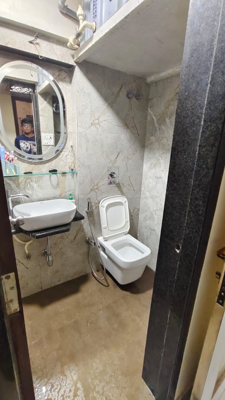 Bathroom, andheri east 2 Bedroom 536 Sq.Ft. Apartment In Andheri East Mumbai 9159430