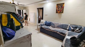 Living Room in 2 BHK Apartment at Andheri East – for Rent