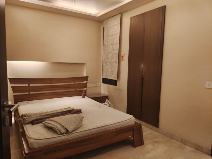 Bedroom, defence colony 3 Bedroom 3000 Sq.Ft. Apartment In Defence Colony Delhi 9159433
