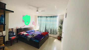Bedroom in 2 BHK Apartment at Amanora Future Towers, Hadapsar – for Sale