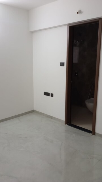 Room in 3 BHK Apartment at Unique Youtopia, Kharadi – for Rent