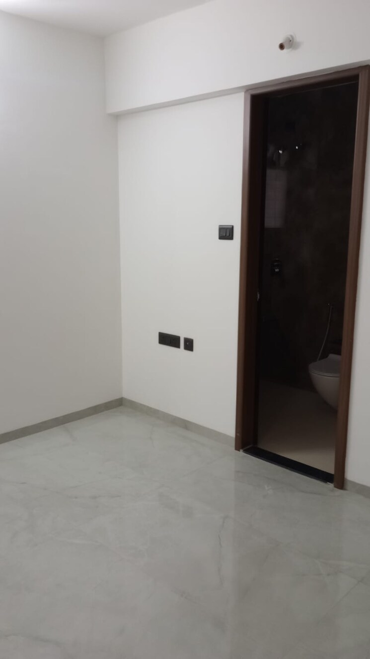 Room, unique-youtopia 3 Bedroom 1009 Sq.Ft. Apartment In Kharadi Pune 9159544