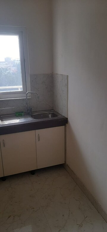 Kitchen in 3 BHK Builder Floor at Sector 30 – for Rent