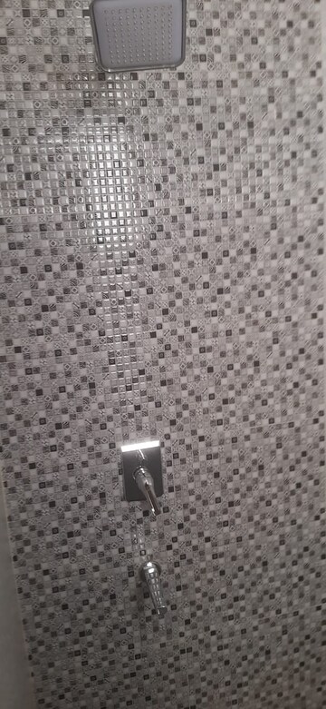 Bathroom in 3 BHK Builder Floor at Sector 30 – for Rent