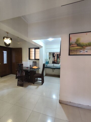 Living Room in 2 BHK Apartment at Mulund West – for Rent