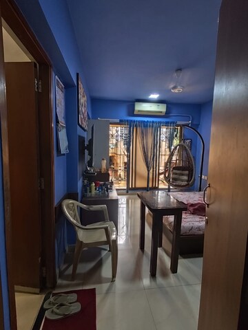 Gym in 2 BHK Apartment at Mulund West – for Rent