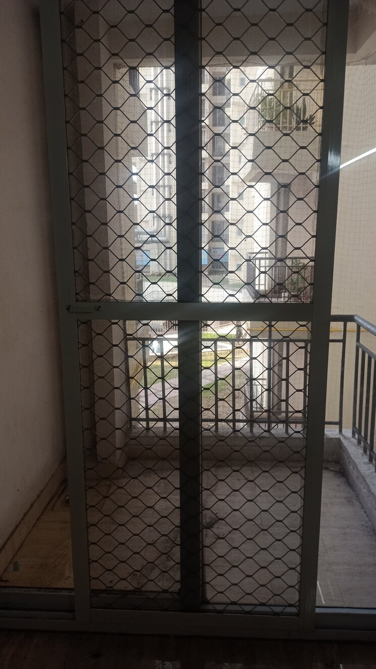 Balcony, amrapali-golf-homes 3 Bedroom 1425 Sq.Ft. Apartment In Sector 4 Greater Noida Greater Noida 9159603