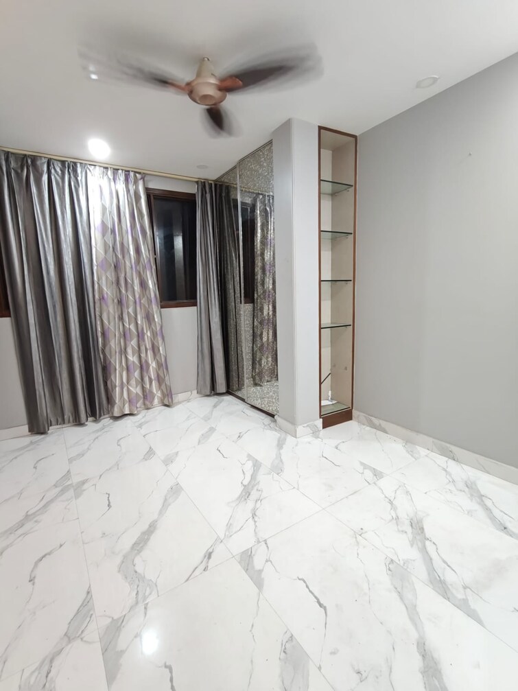 Cover Image, vasant kunj 3 Bedroom 1200 Sq.Ft. Apartment In Vasant Kunj Delhi 9159631