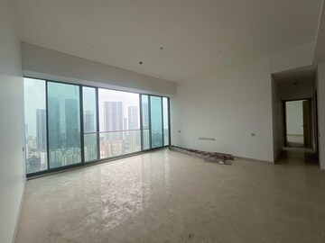 Room in 4 BHK Apartment at Rustomjee Crown, Prabhadevi – for Rent