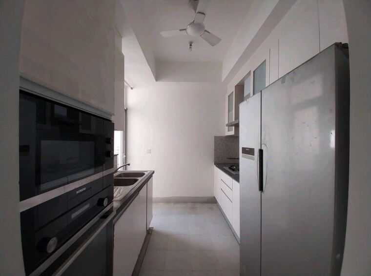 Kitchen, dlf-the-ultima 3.5 Bedroom 2103 Sq.Ft. Apartment In Sector 81 Gurgaon 9159648