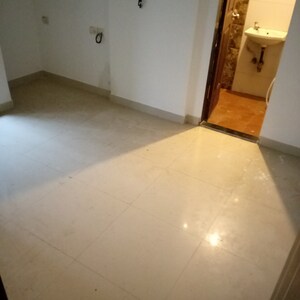 Room in 1 BHK Apartment at Sethia Green View, Goregaon West – for Sale