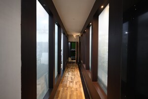 Building Lobby in 6 BHK Independent House at Gomti Nagar – for Sale