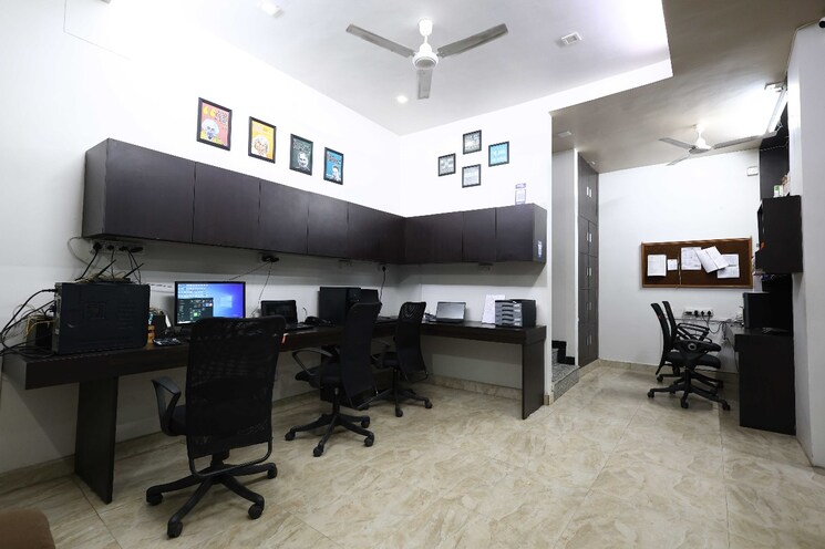 Team Area, gomti nagar 6 Bedroom 3200 Sq.Ft. Independent House In Gomti Nagar Lucknow 9159654