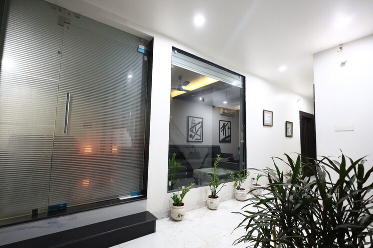  Parking, gomti nagar 6 Bedroom 3200 Sq.Ft. Independent House In Gomti Nagar Lucknow 9159654