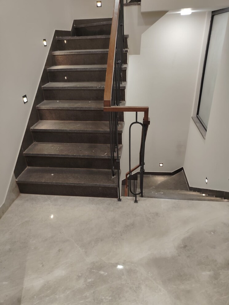 undefined, kailash colony 4 Bedroom 2800 Sq.Ft. Builder Floor In Kailash Colony Delhi 9159655