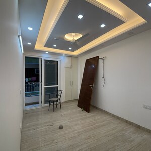 Room in 2.5 BHK Builder Floor at Masjid Moth – for Sale