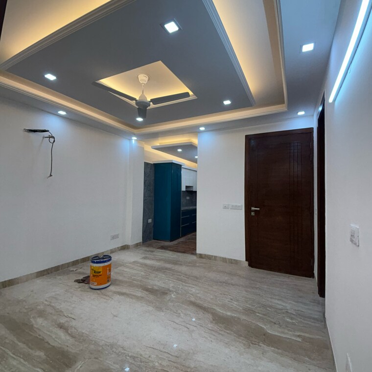 Room, masjid moth 2.5 Bedroom 900 Sq.Ft. Builder Floor In Masjid Moth Delhi 9159660