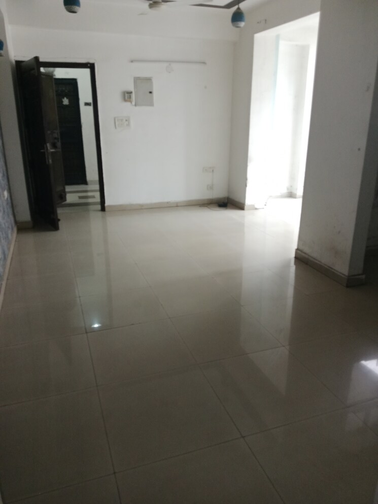 Bathroom, ajnara-integrity 2.5 Bedroom 1175 Sq.Ft. Apartment In Raj Nagar Extension Ghaziabad 9159675