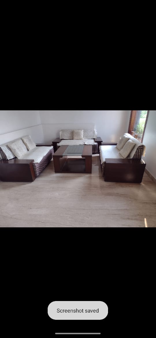 3 BHK + Pooja Room 2400 Sq.Ft. Builder Floor in S S Southend