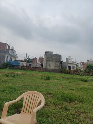 Plot For Sale in Dheeraj Nagar