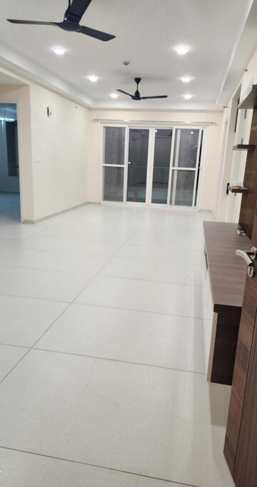3 BHK Apartment For Rent in Jayabheri The Nirvana, Gopanpally