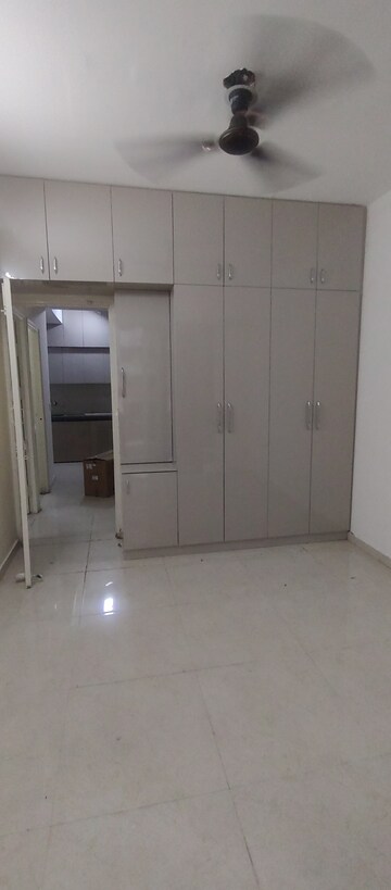2 BHK Apartment For Rent in Signature The Millennia 2, Sector 37d