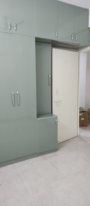 Furnished Amenities in 2 BHK Apartment at Signature The Millennia 2, Sector 37d – for Rent