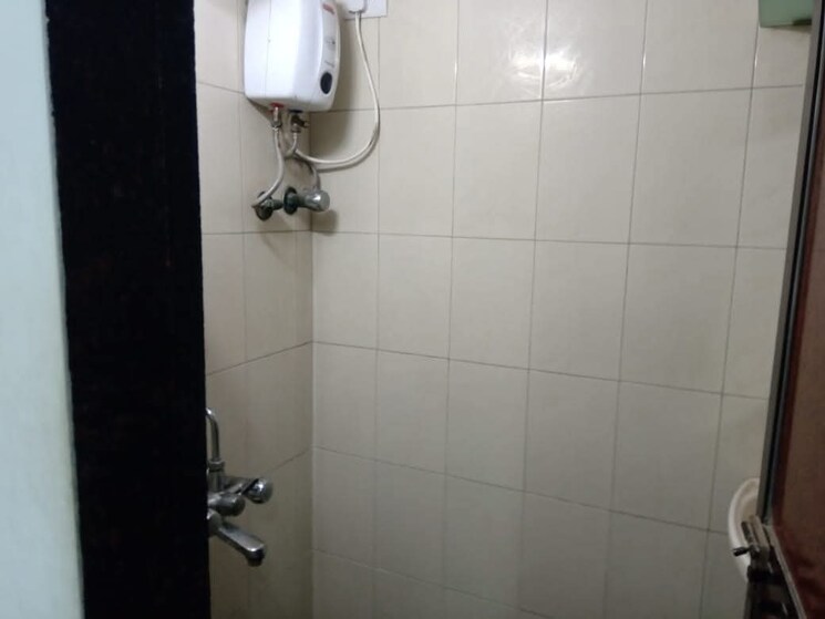 Bathroom, kurla east 2 Bedroom 550 Sq.Ft. Apartment In Kurla East Mumbai 9159739