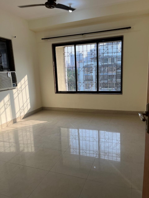 2 BHK + Pooja Room 1000 Sq.Ft. Apartment in Tarapore Gardens