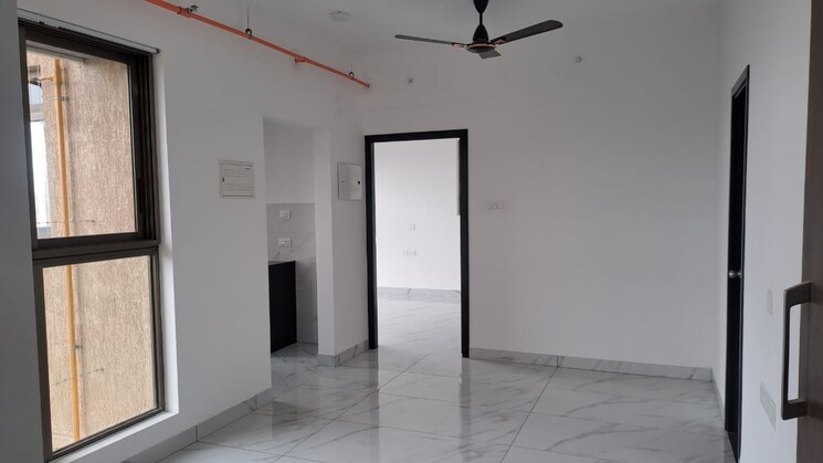 Room, raymond-realty-phase-ii 1 Bedroom 410 Sq.Ft. Apartment In Pokhran Road No Two Thane 9159776